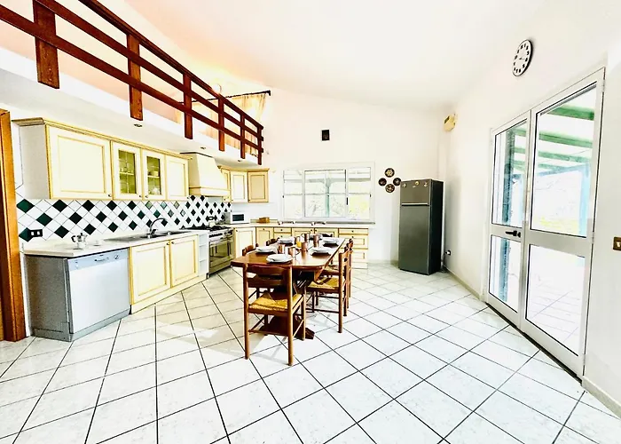 Carmela - A Pochi Passi Dal Mare