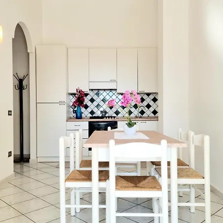 Carmela - A Pochi Passi Dal Mare Appartement